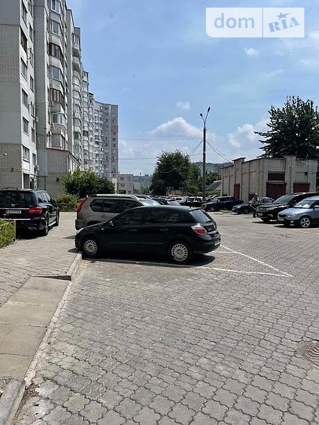 Продажа четырехкомнатной квартиры в Черкассах, на бул. Шевченко 352, кв. 1, район Центр фото 1 Продажа четырехкомнатной квартиры в Черкассах, на бул. Шевченко 352, кв. 1, район Центр фото 1