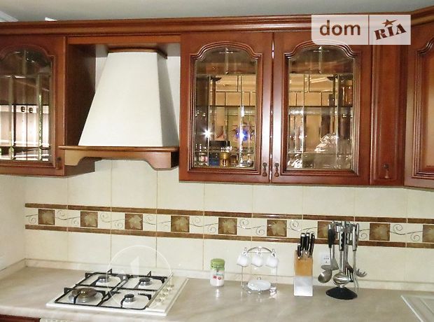 Продажа квартиры, 3 ком., Черкассы, р‑н. Центр, Шевченко бульвар Продажа квартиры, 3 ком., Черкассы, р‑н. Центр, Шевченко бульвар
