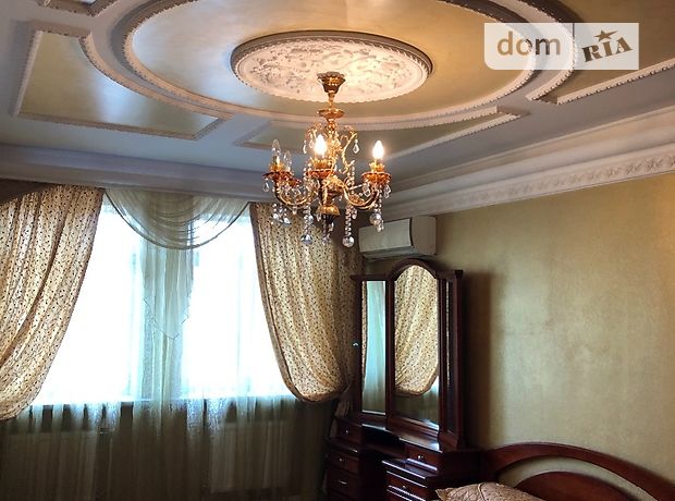 Продажа трехкомнатной квартиры в Черкассах, на Святотроицкая 94, район Центр фото 1 Продажа трехкомнатной квартиры в Черкассах, на Святотроицкая 94, район Центр фото 1