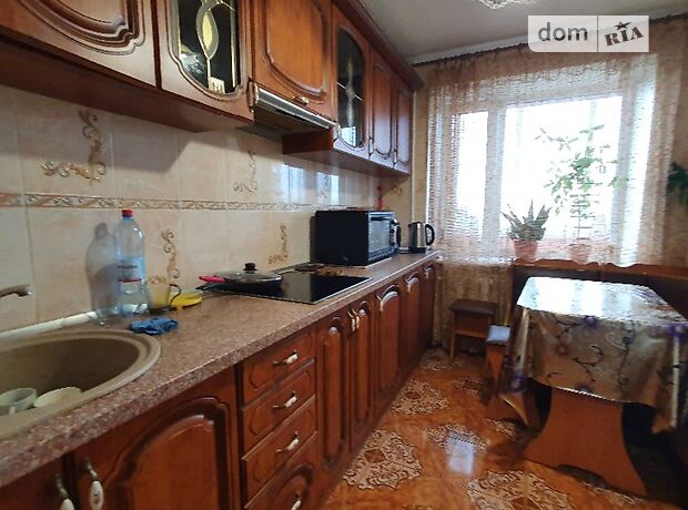 Продажа трехкомнатной квартиры в Черкассах, на просп. Победы 38 район Южно-Западный фото 1 Продажа трехкомнатной квартиры в Черкассах, на просп. Победы 38 район Южно-Западный фото 1