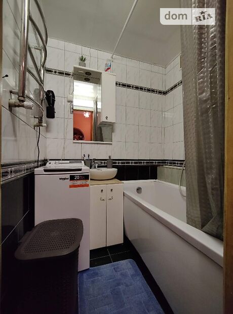 Продаж трикімнатної квартири в Черкасах, на вул. Корольова Академіка 32, район ПЗР фото 1 Продаж трикімнатної квартири в Черкасах, на вул. Корольова Академіка 32, район ПЗР фото 1