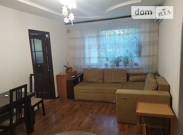 Продажа двухкомнатной квартиры в Черкассах, на ул. Советская район Зеленая фото 1 Продажа двухкомнатной квартиры в Черкассах, на ул. Советская район Зеленая фото 1