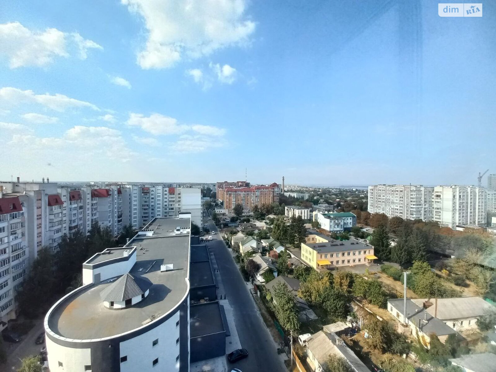 Продаж трикімнатної квартири в Черкасах, на вул. Грушевського Михайла 110, район Казбет фото 1