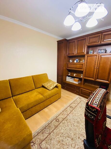 Продаж трикімнатної квартири в Черкасах на вул. Пушкіна 31/2 район Казбет фото 1 Продаж трикімнатної квартири в Черкасах на вул. Пушкіна 31/2 район Казбет фото 1