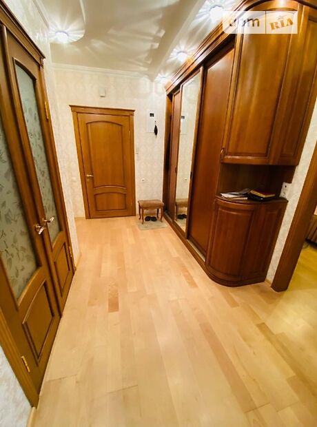 Продаж трикімнатної квартири в Черкасах на вул. Пушкіна 31/2 район Казбет фото 1 Продаж трикімнатної квартири в Черкасах на вул. Пушкіна 31/2 район Казбет фото 1