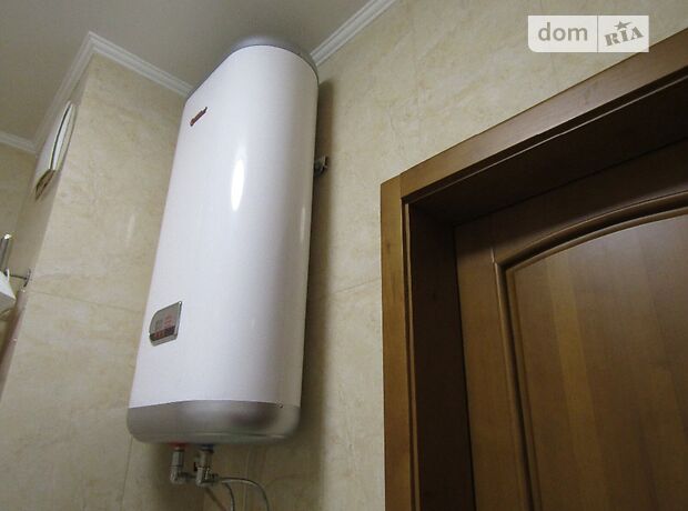 Продаж трикімнатної квартири в Черкасах на вул. Пушкіна 31/2 район Казбет фото 1 Продаж трикімнатної квартири в Черкасах на вул. Пушкіна 31/2 район Казбет фото 1