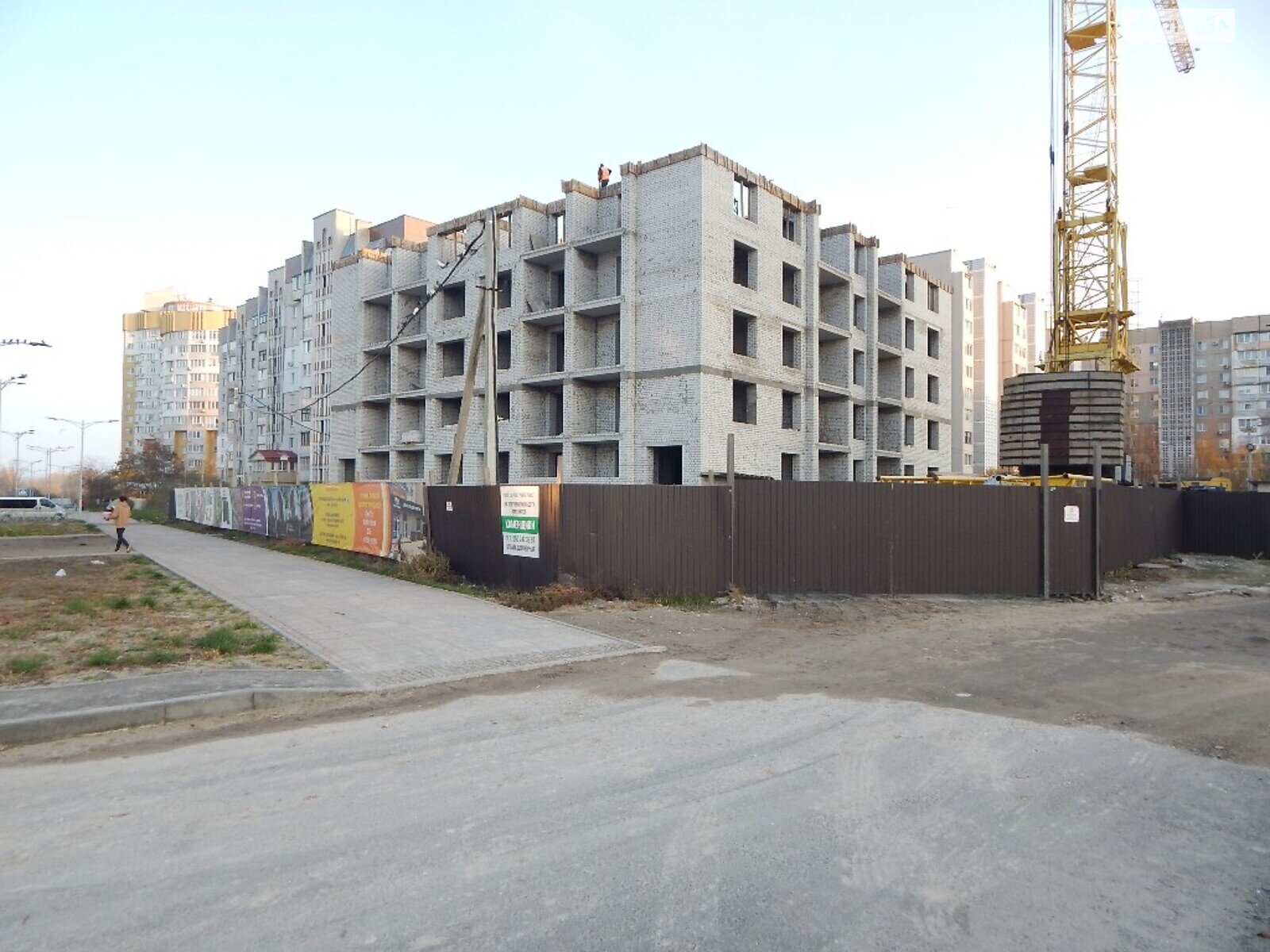 Продаж однокімнатної квартири в Черкасах, на вул. Жужоми Сержанта 4, район Придніпровський фото 1
