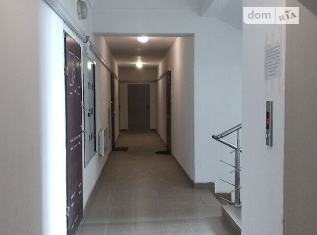 Продажа трехкомнатной квартиры в Черкассах, на просп. Победы район Самолет фото 1 Продажа трехкомнатной квартиры в Черкассах, на просп. Победы район Самолет фото 1