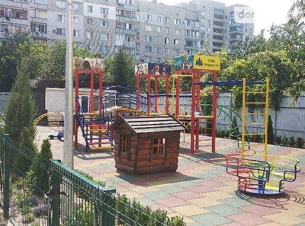 Продажа трехкомнатной квартиры в Черкассах, на просп. Победы район Самолет фото 1 Продажа трехкомнатной квартиры в Черкассах, на просп. Победы район Самолет фото 1