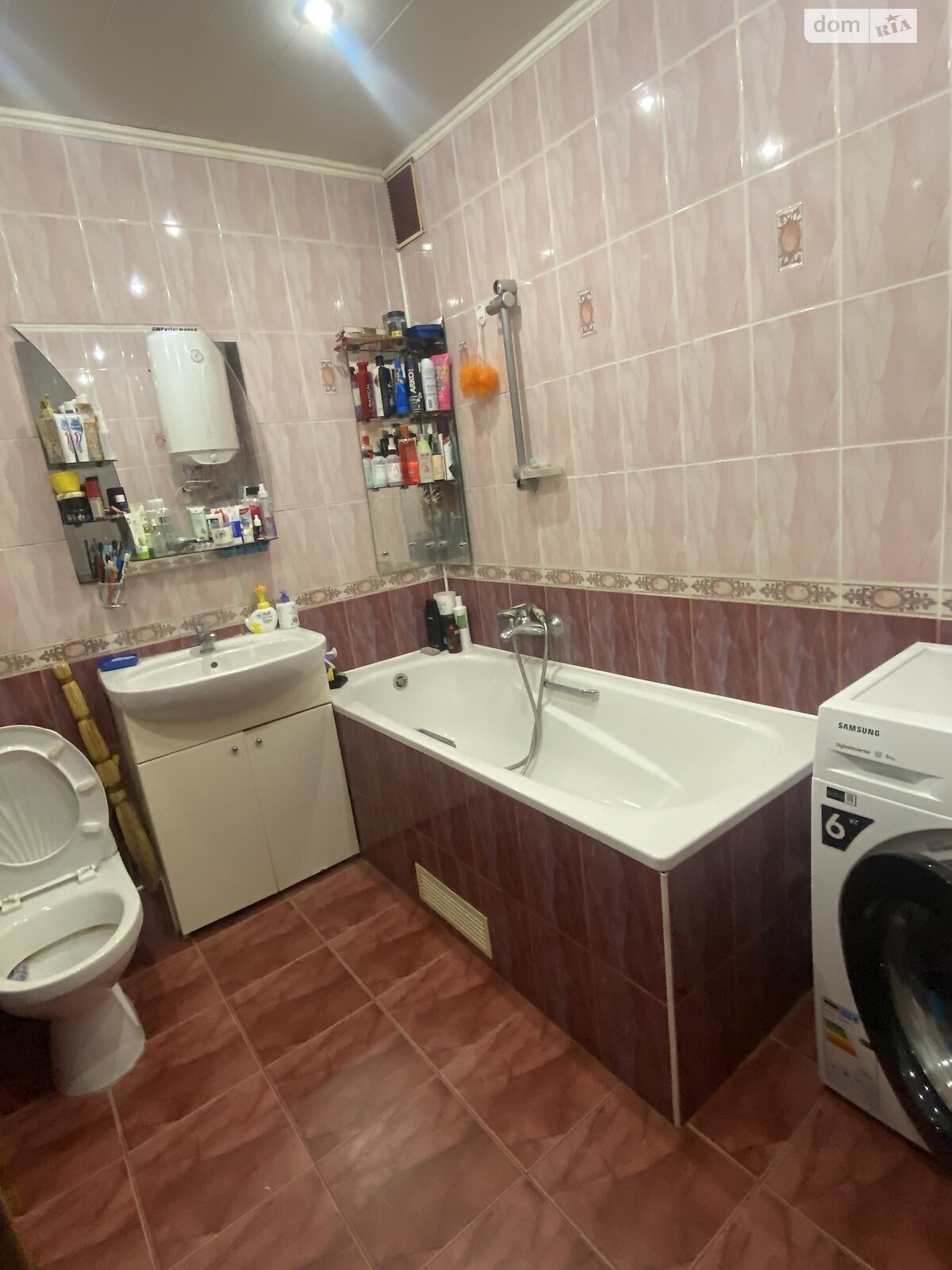 Продажа трехкомнатной квартиры в Черкассах, на ул. Вячеслава Черновола 160/2, фото 1 Продажа трехкомнатной квартиры в Черкассах, на ул. Вячеслава Черновола 160/2, фото 1