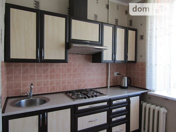 Продажа однокомнатной квартиры в Черкассах, на ул. Ленина район Центр фото 1 Продажа однокомнатной квартиры в Черкассах, на ул. Ленина район Центр фото 1