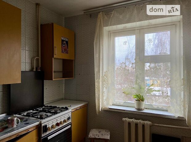 Продажа трехкомнатной квартиры в Чернигове, на просп. Победы, район 5 углов фото 1 Продажа трехкомнатной квартиры в Чернигове, на просп. Победы, район 5 углов фото 1