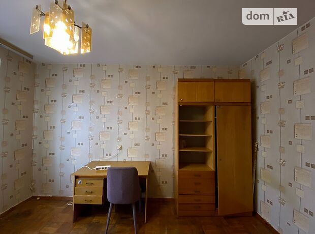 Продажа трехкомнатной квартиры в Чернигове, на просп. Победы, район 5 углов фото 1 Продажа трехкомнатной квартиры в Чернигове, на просп. Победы, район 5 углов фото 1