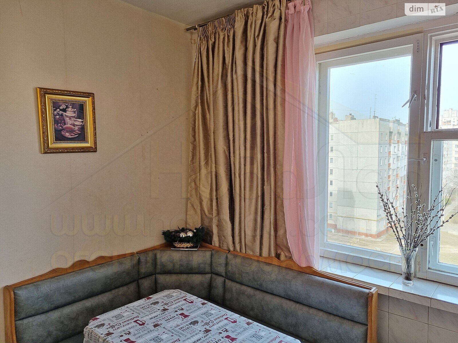 Продаж трикімнатної квартири в Чернігові, на вул. Генерала Пухова, район Березки фото 1