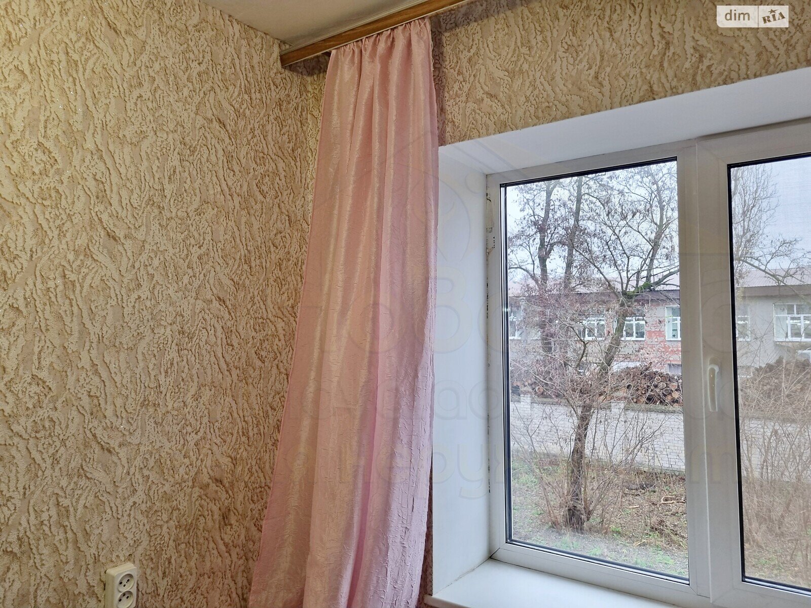 Продажа трехкомнатной квартиры в Чернигове, на ул. Ивана Выговского, район Бобровица фото 1 Продажа трехкомнатной квартиры в Чернигове, на ул. Ивана Выговского, район Бобровица фото 1