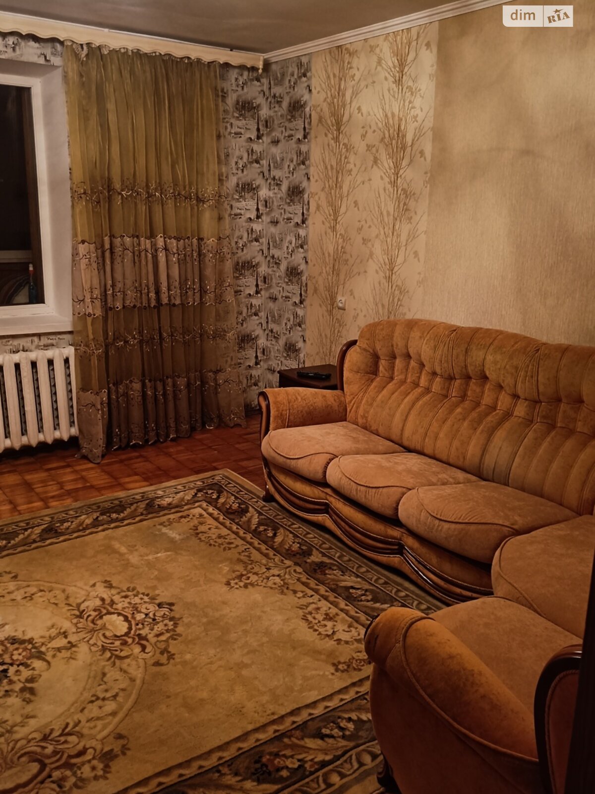 Продажа трехкомнатной квартиры в Чернигове, на ул. Героев Чернобыля 1, район Боевая фото 1