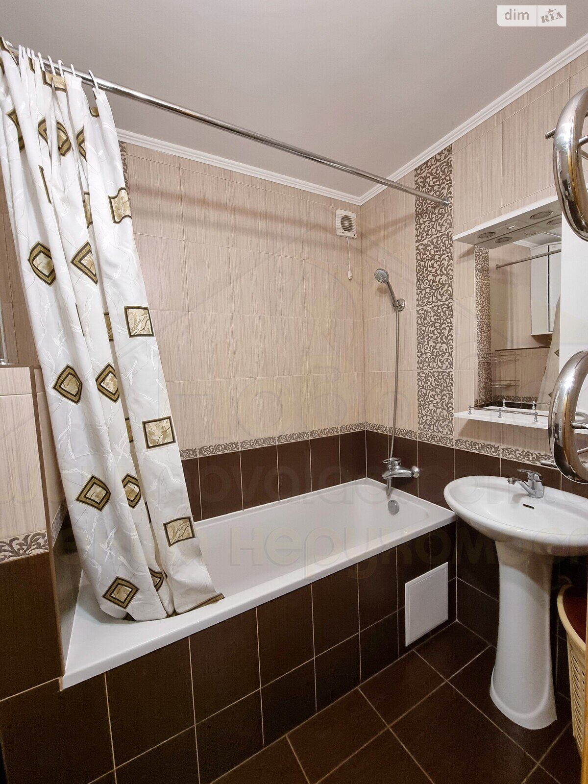 Продажа двухкомнатной квартиры в Чернигове, на ул. Летная, район Боевая фото 1