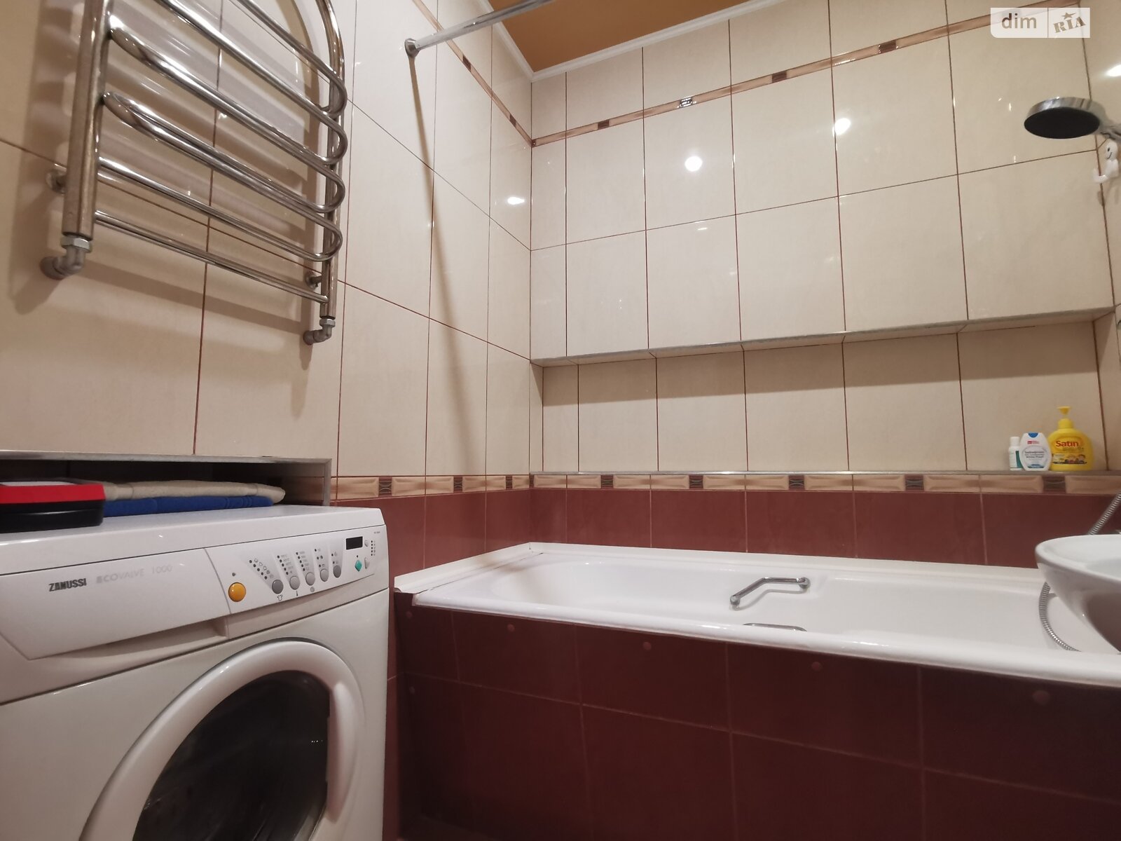 Продаж трикімнатної квартири в Чернігові, на вул. 1-ої танкової бригади 29, кв. 17, район Деснянський фото 1 Продаж трикімнатної квартири в Чернігові, на вул. 1-ої танкової бригади 29, кв. 17, район Деснянський фото 1