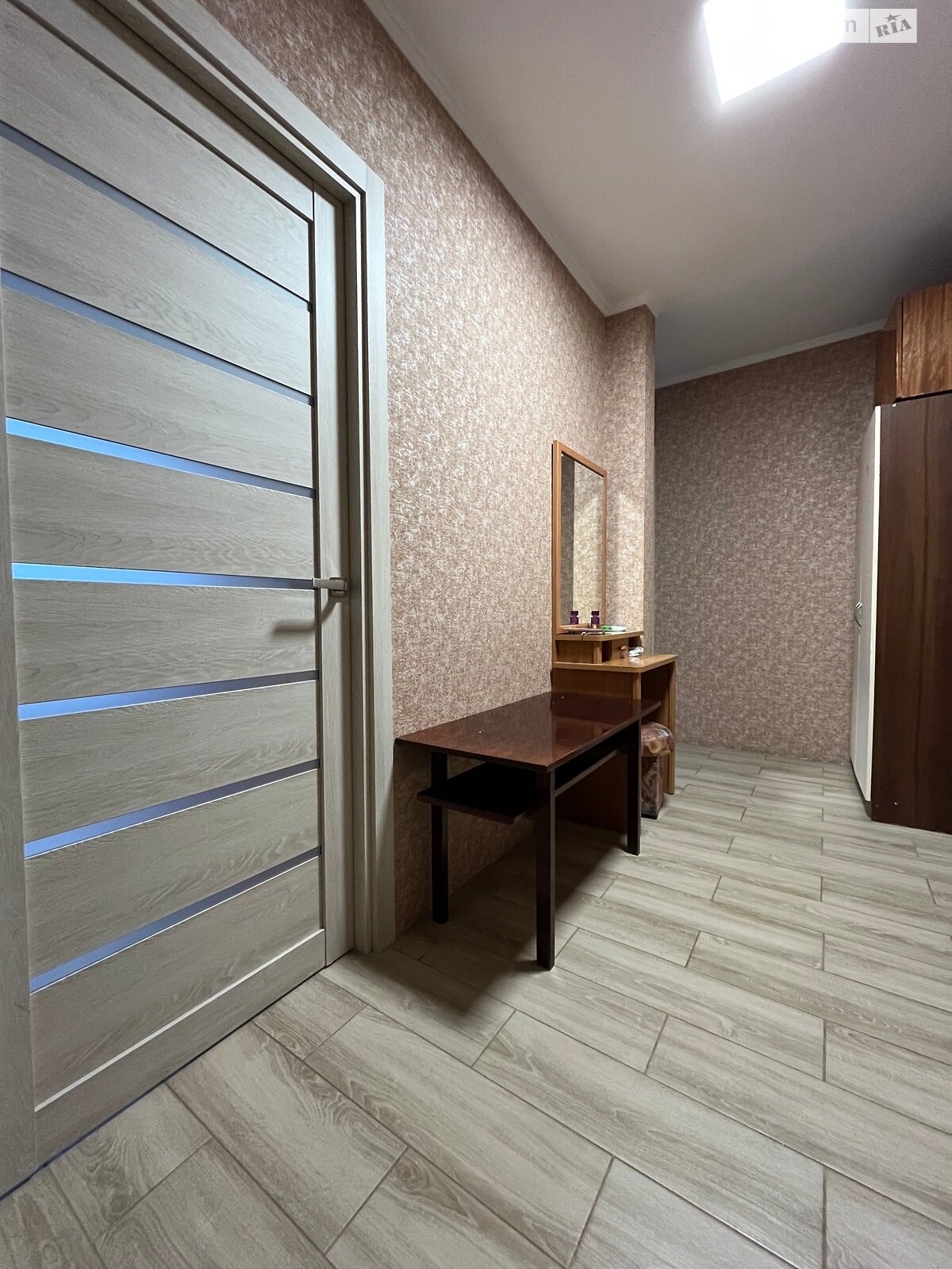 Продажа двухкомнатной квартиры в Чернигове, на ул. 1-й танковой бригады, район Деснянский фото 1