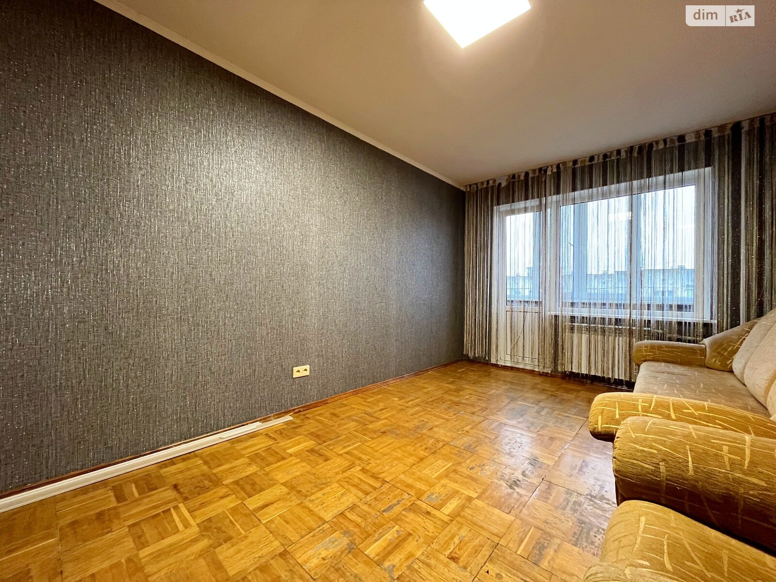 Продажа двухкомнатной квартиры в Чернигове, на ул. 1-й танковой бригады 22, район Деснянский фото 1