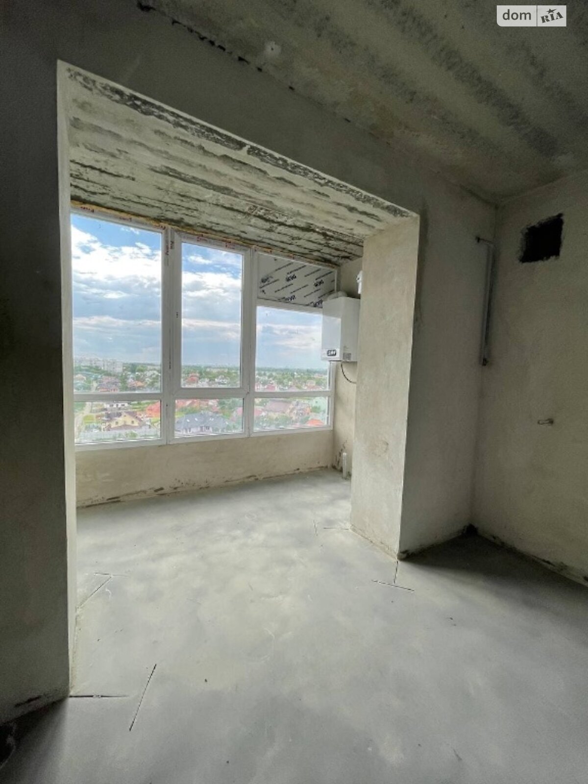 Продажа четырехкомнатной квартиры в Чернигове, на ул. 1-й танковой бригады 376, район Деснянский фото 1 Продажа четырехкомнатной квартиры в Чернигове, на ул. 1-й танковой бригады 376, район Деснянский фото 1