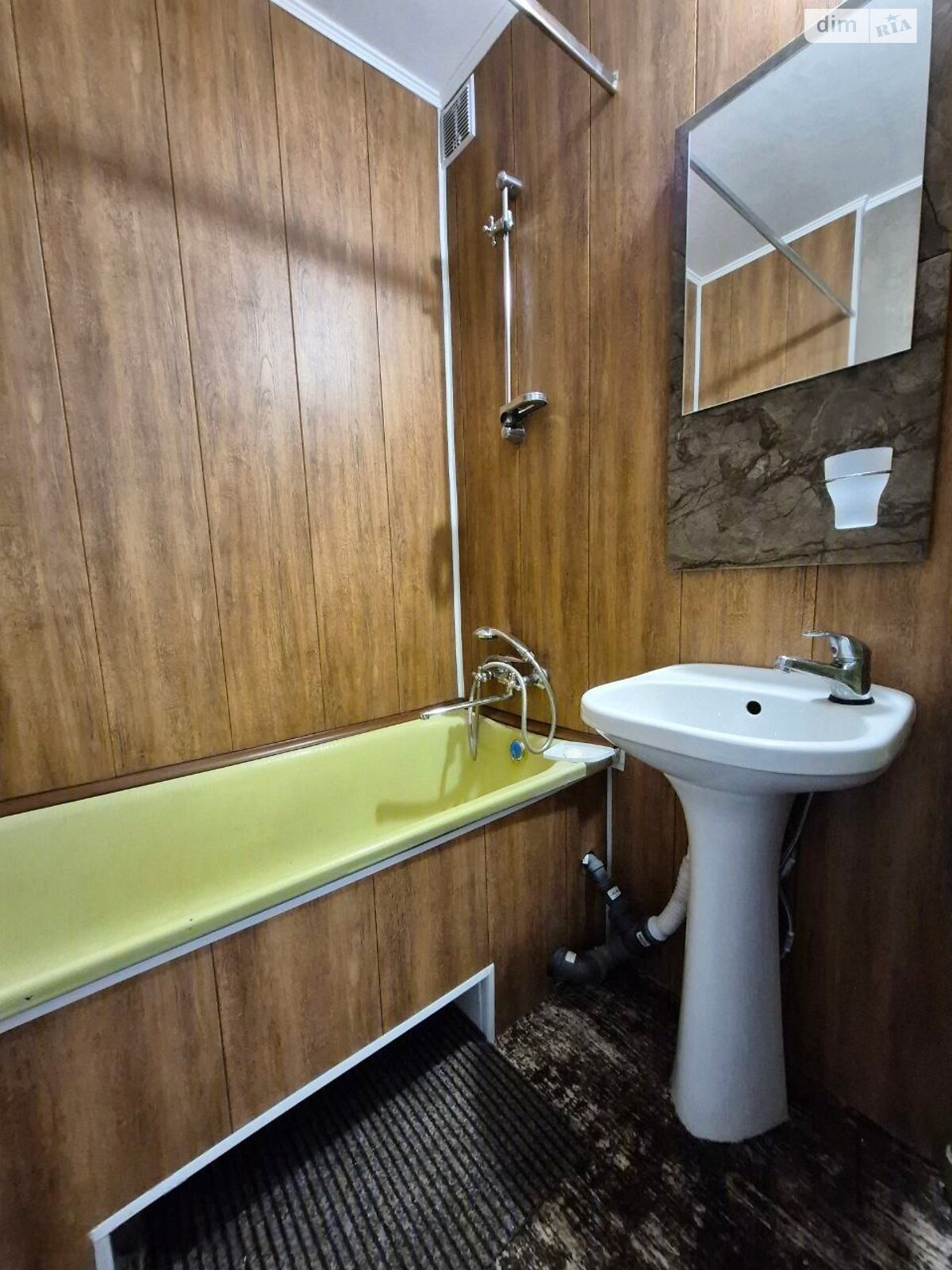 Продаж двокімнатної квартири в Чернігові, на вул. Гетьмана Полуботка 84, район Деснянський фото 1 Продаж двокімнатної квартири в Чернігові, на вул. Гетьмана Полуботка 84, район Деснянський фото 1