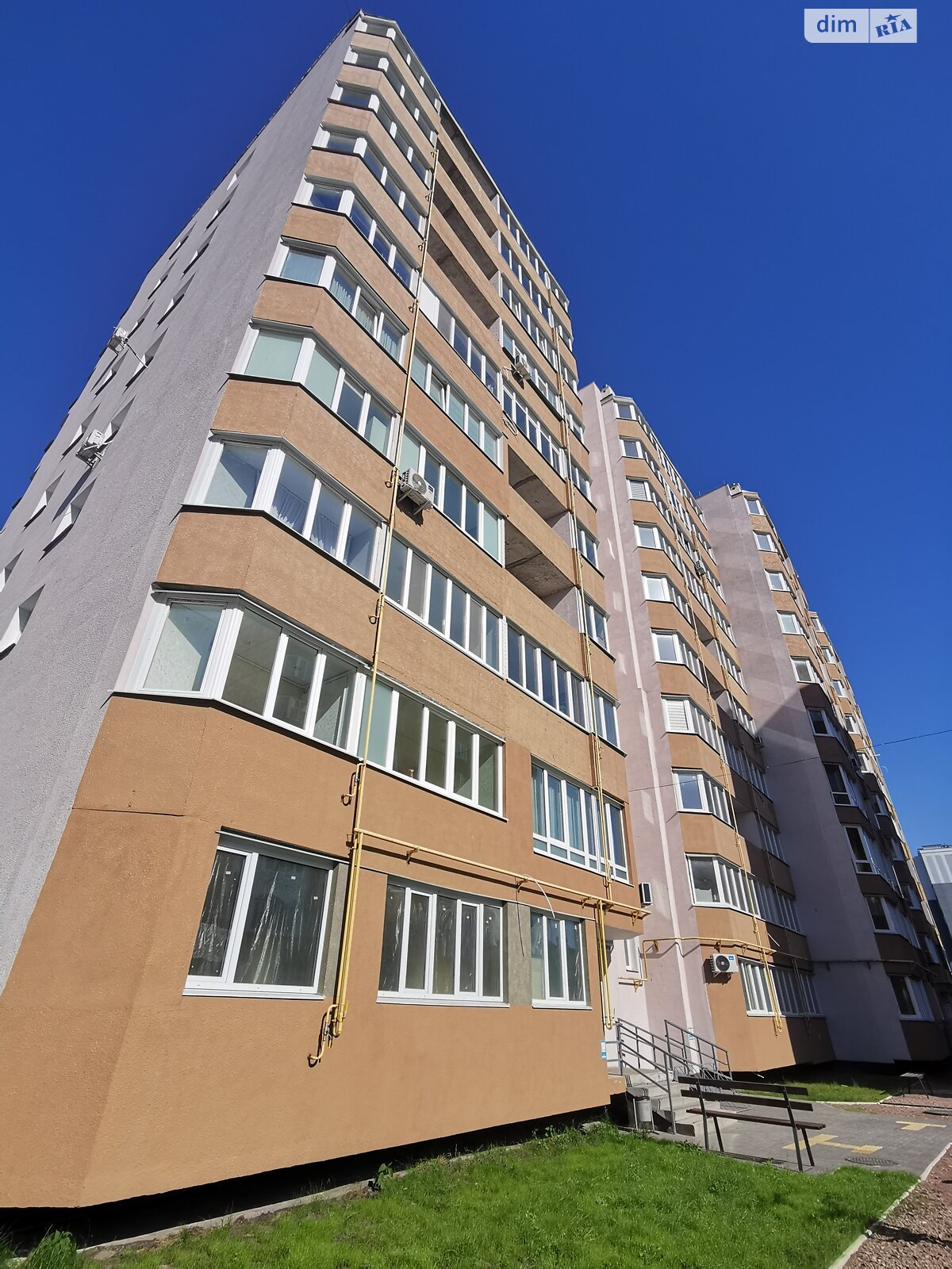 Продаж трикімнатної квартири в Чернігові, на вул. Гонча 59А, район Деснянський фото 1