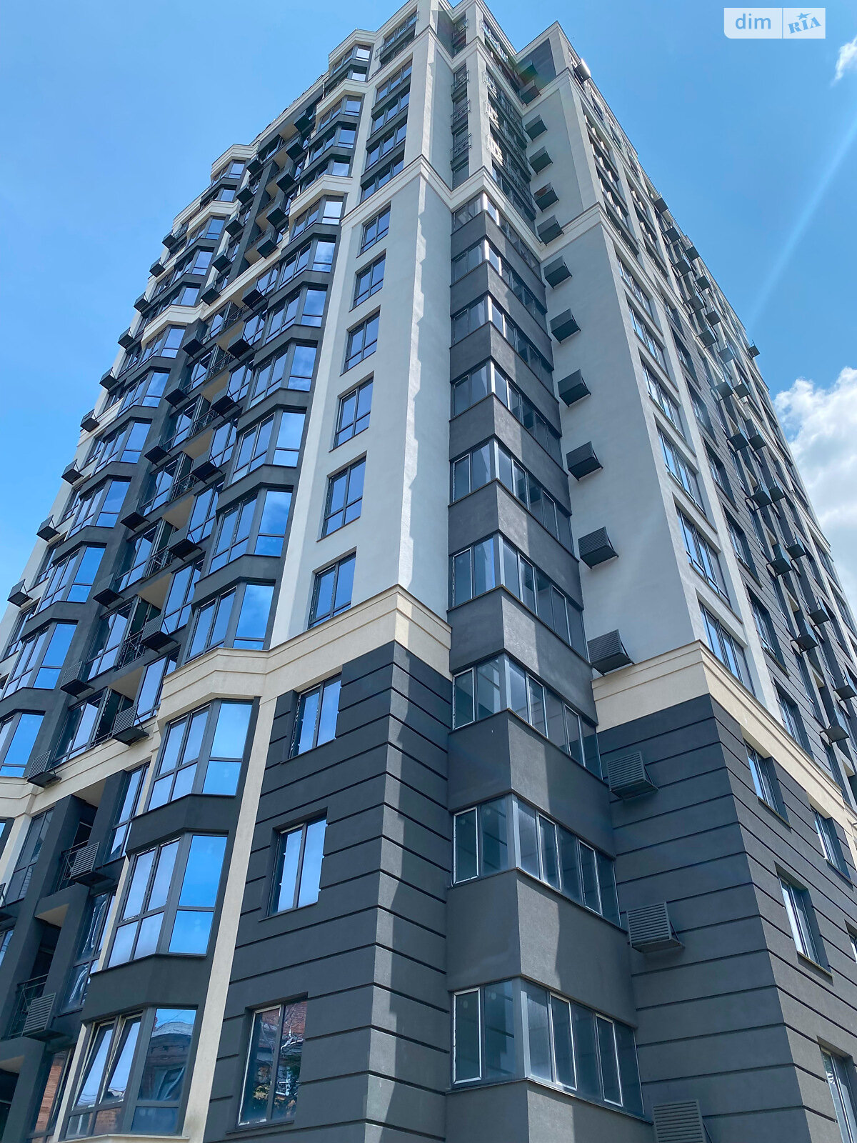 Продажа трехкомнатной квартиры в Чернигове, на ул. Киевская 7, кв. 62, район Деснянский фото 1 Продажа трехкомнатной квартиры в Чернигове, на ул. Киевская 7, кв. 62, район Деснянский фото 1