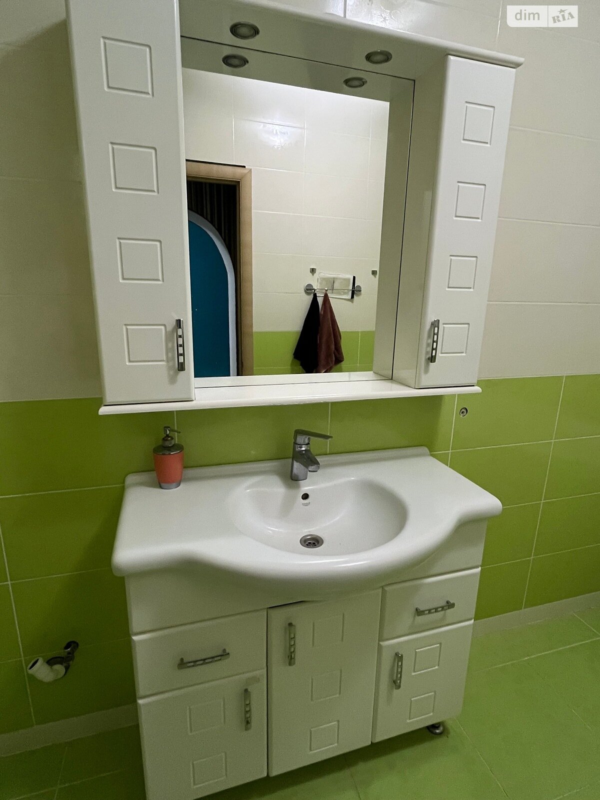 Продаж трикімнатної квартири в Чернігові, на вул. Корольова, район Деснянський фото 1 Продаж трикімнатної квартири в Чернігові, на вул. Корольова, район Деснянський фото 1