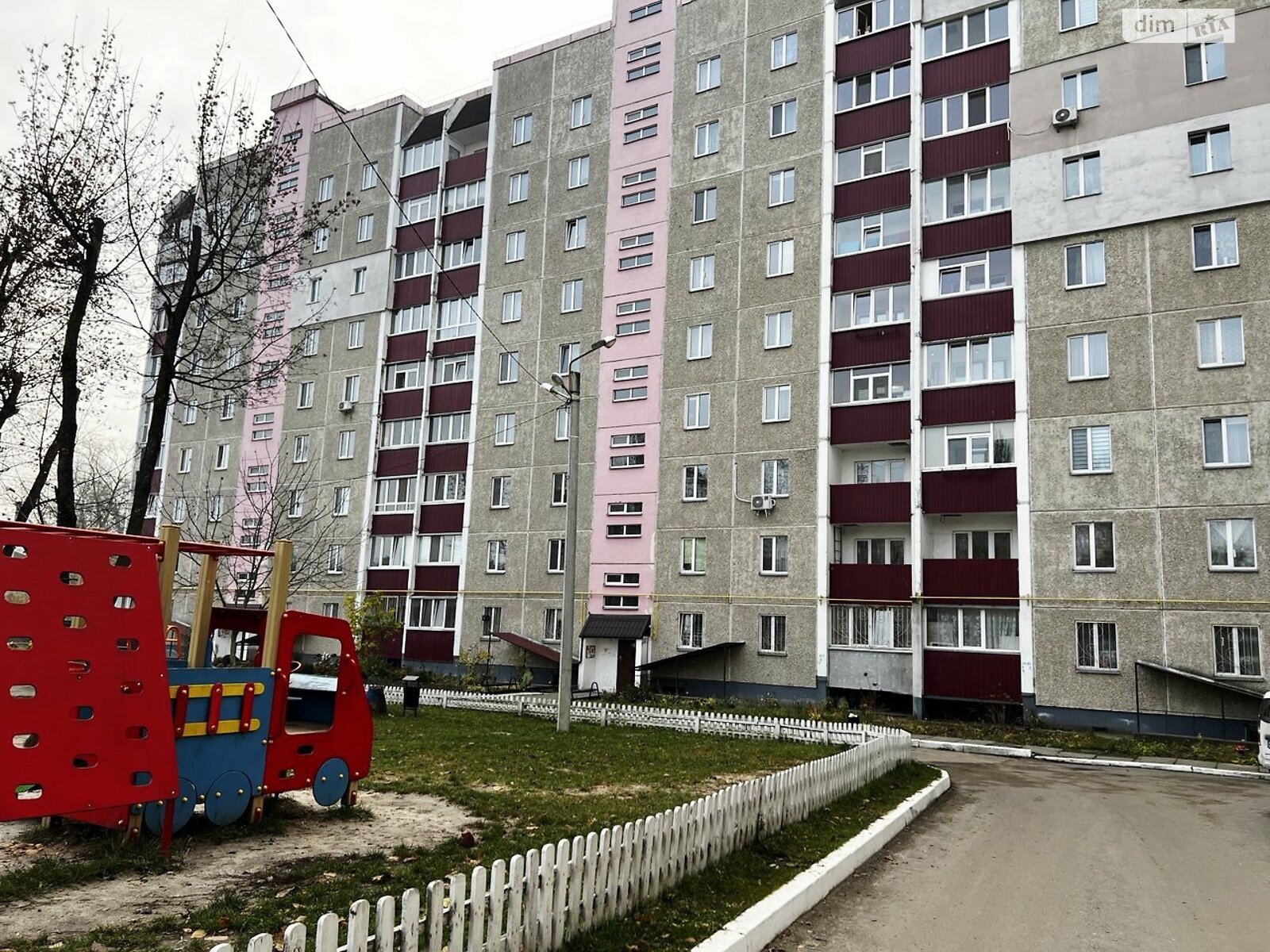 Продажа трехкомнатной квартиры в Чернигове, на ул. Курсанта Еськова 14Б, район Деснянский фото 1