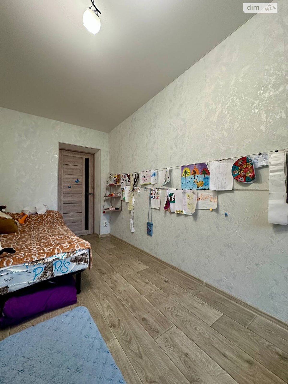 Продажа трехкомнатной квартиры в Чернигове, на ул. Летная 17, район Деснянский фото 1