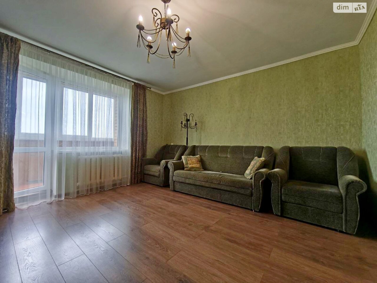 Продаж трикімнатної квартири в Чернігові, на просп. Левка Лук'яненка 12 корпус 2, район Деснянський фото 1 Продаж трикімнатної квартири в Чернігові, на просп. Левка Лук'яненка 12 корпус 2, район Деснянський фото 1