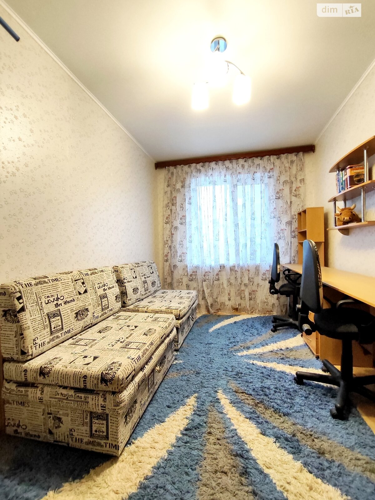 Продаж трикімнатної квартири в Чернігові, на просп. Левка Лук'яненка 18, район Деснянський фото 1 Продаж трикімнатної квартири в Чернігові, на просп. Левка Лук'яненка 18, район Деснянський фото 1