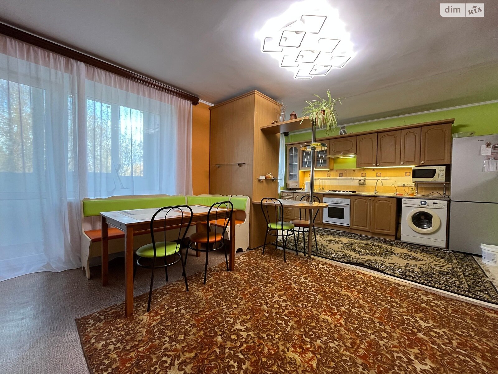 Продажа двухкомнатной квартиры в Чернигове, на просп. Левка Лукьяненко, район Деснянский фото 1 Продажа двухкомнатной квартиры в Чернигове, на просп. Левка Лукьяненко, район Деснянский фото 1