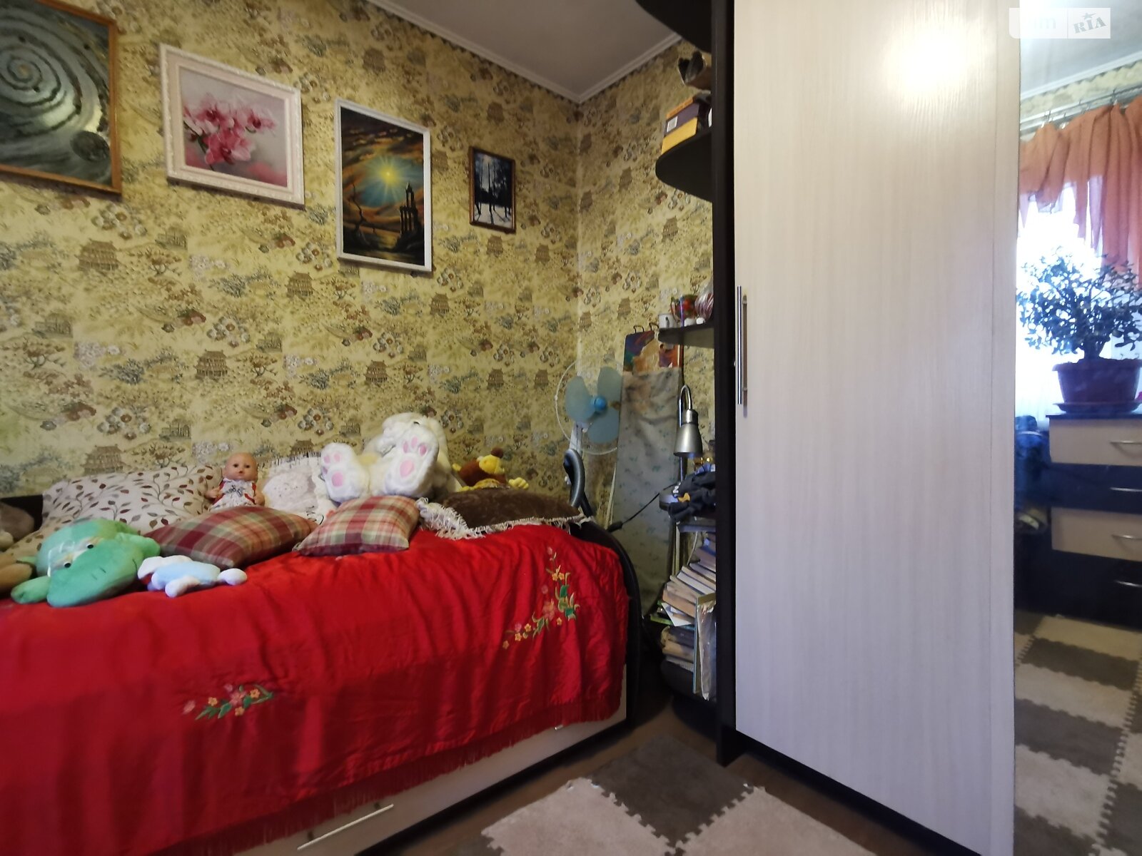 Продажа четырехкомнатной квартиры в Чернигове, на просп. Победы, район Деснянский фото 1