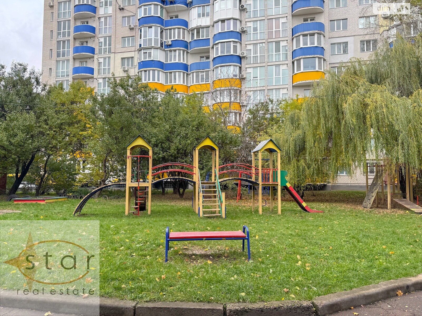 Продаж двокімнатної квартири в Чернігові, на просп. Михайла Грушевського 189, район Деснянський фото 1 Продаж двокімнатної квартири в Чернігові, на просп. Михайла Грушевського 189, район Деснянський фото 1