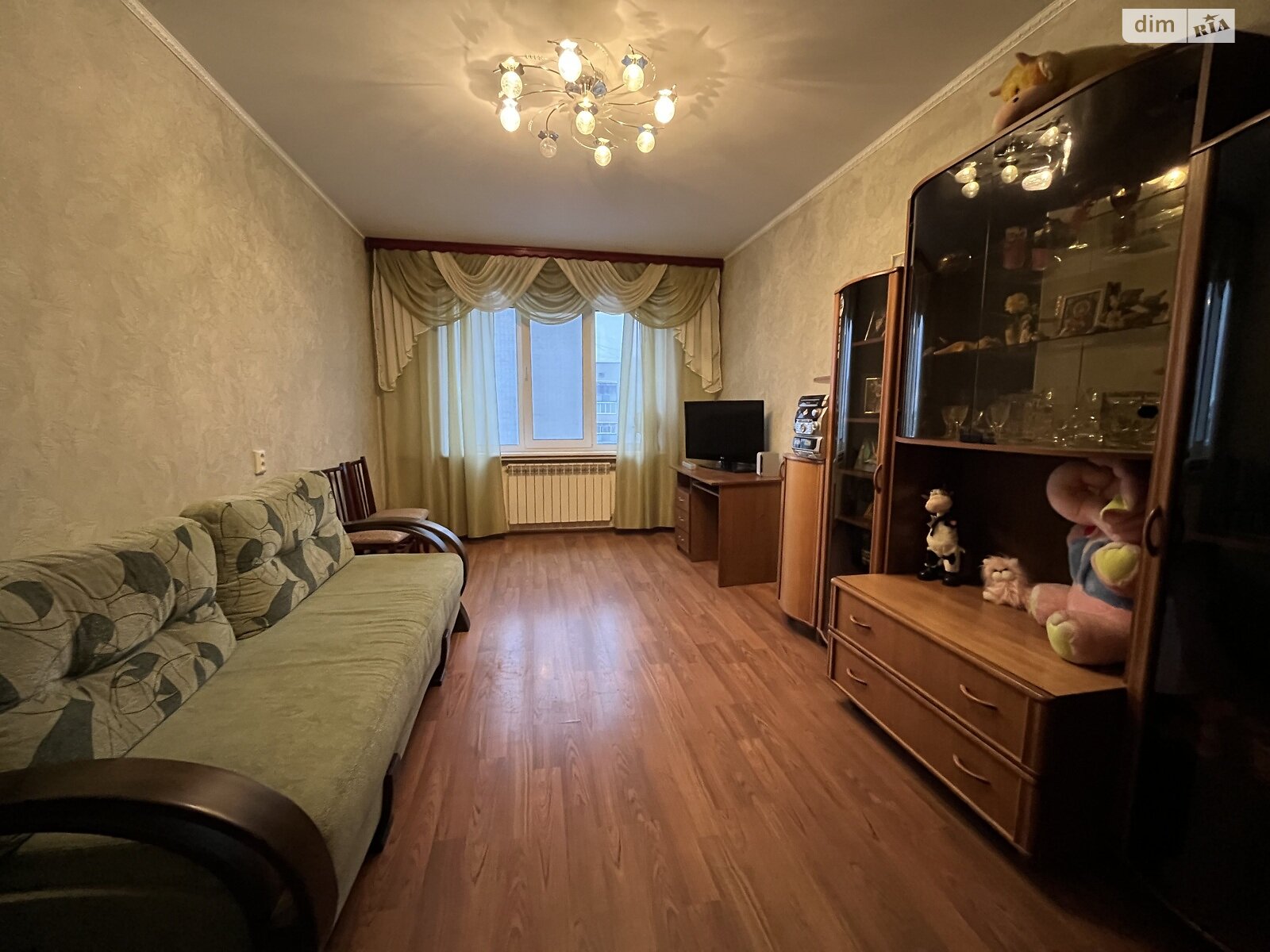 Продажа трехкомнатной квартиры в Чернигове, на просп. Михаила Грушевского, район Деснянский фото 1