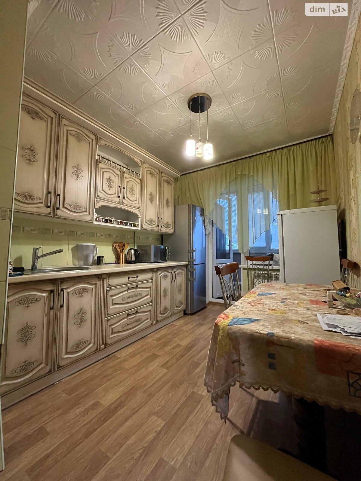 Продажа трехкомнатной квартиры в Чернигове, на просп. Михаила Грушевского, район Деснянский фото 1