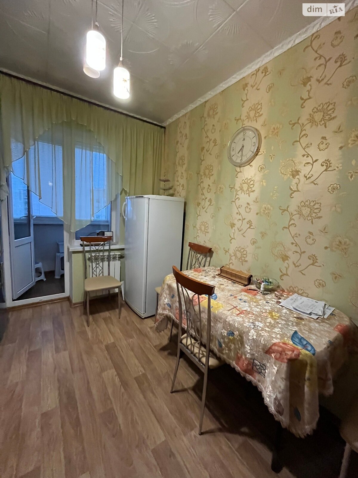 Продажа трехкомнатной квартиры в Чернигове, на просп. Михаила Грушевского, район Деснянский фото 1