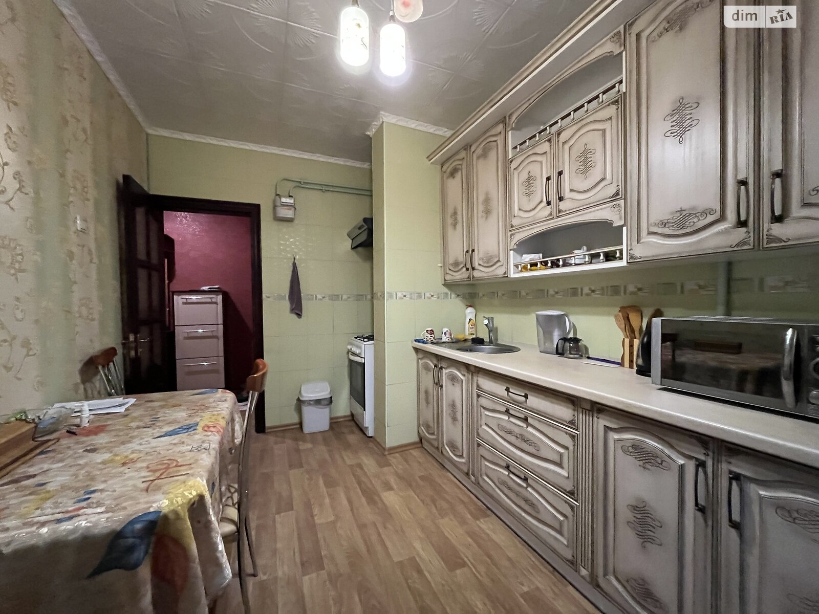 Продажа трехкомнатной квартиры в Чернигове, на просп. Михаила Грушевского, район Деснянский фото 1