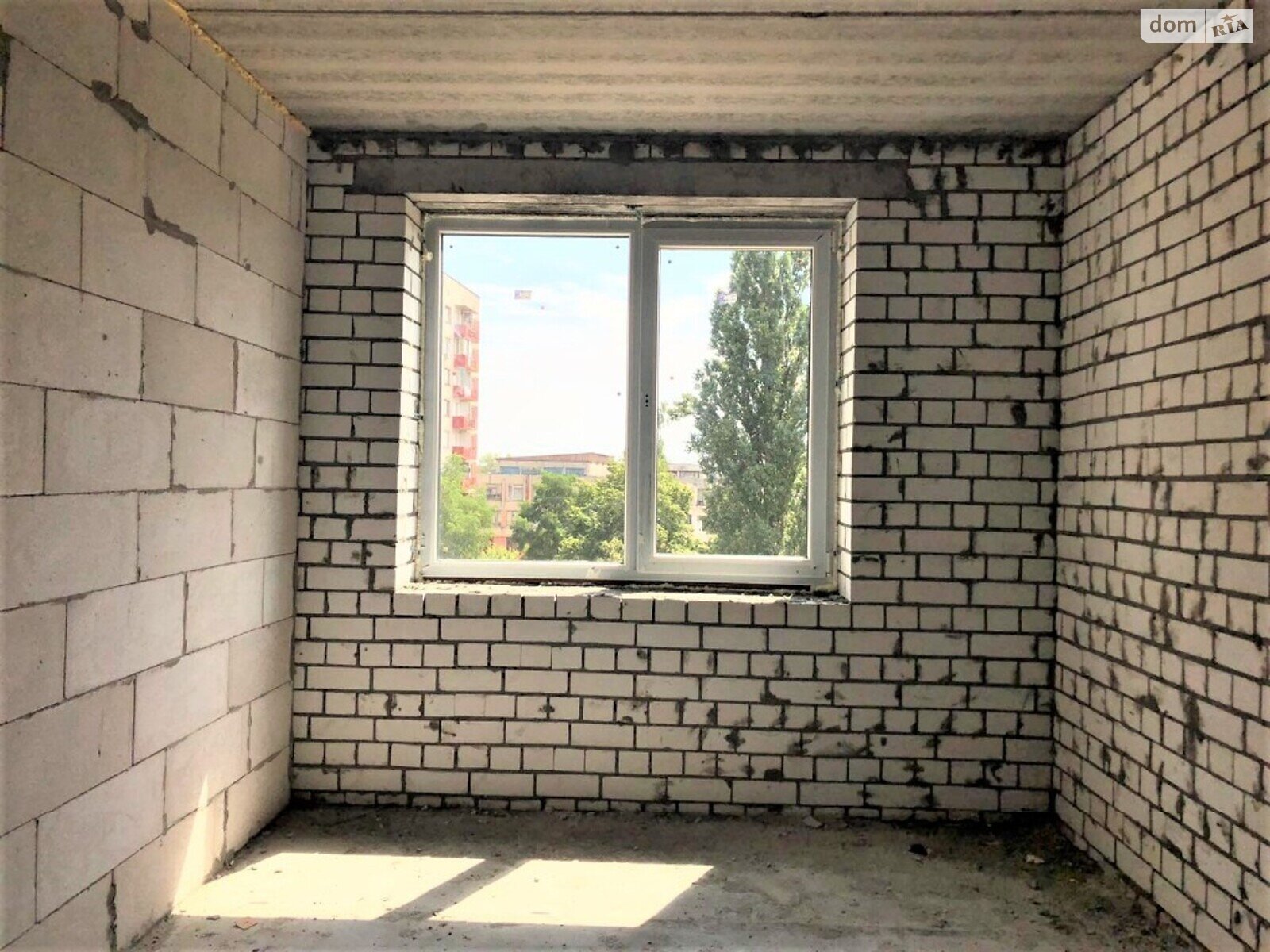 Продажа трехкомнатной квартиры в Чернигове, на просп. Мира 249, кв. 74, район Деснянский фото 1