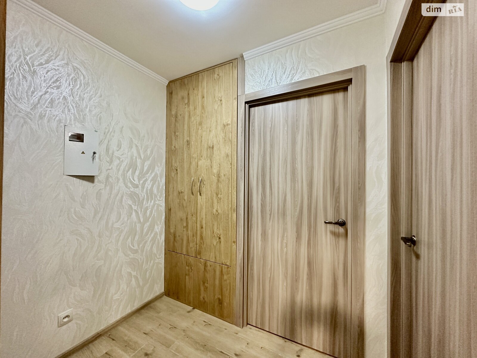 Продаж двокімнатної квартири в Чернігові, на просп. Миру 207А, район Деснянський фото 1 Продаж двокімнатної квартири в Чернігові, на просп. Миру 207А, район Деснянський фото 1