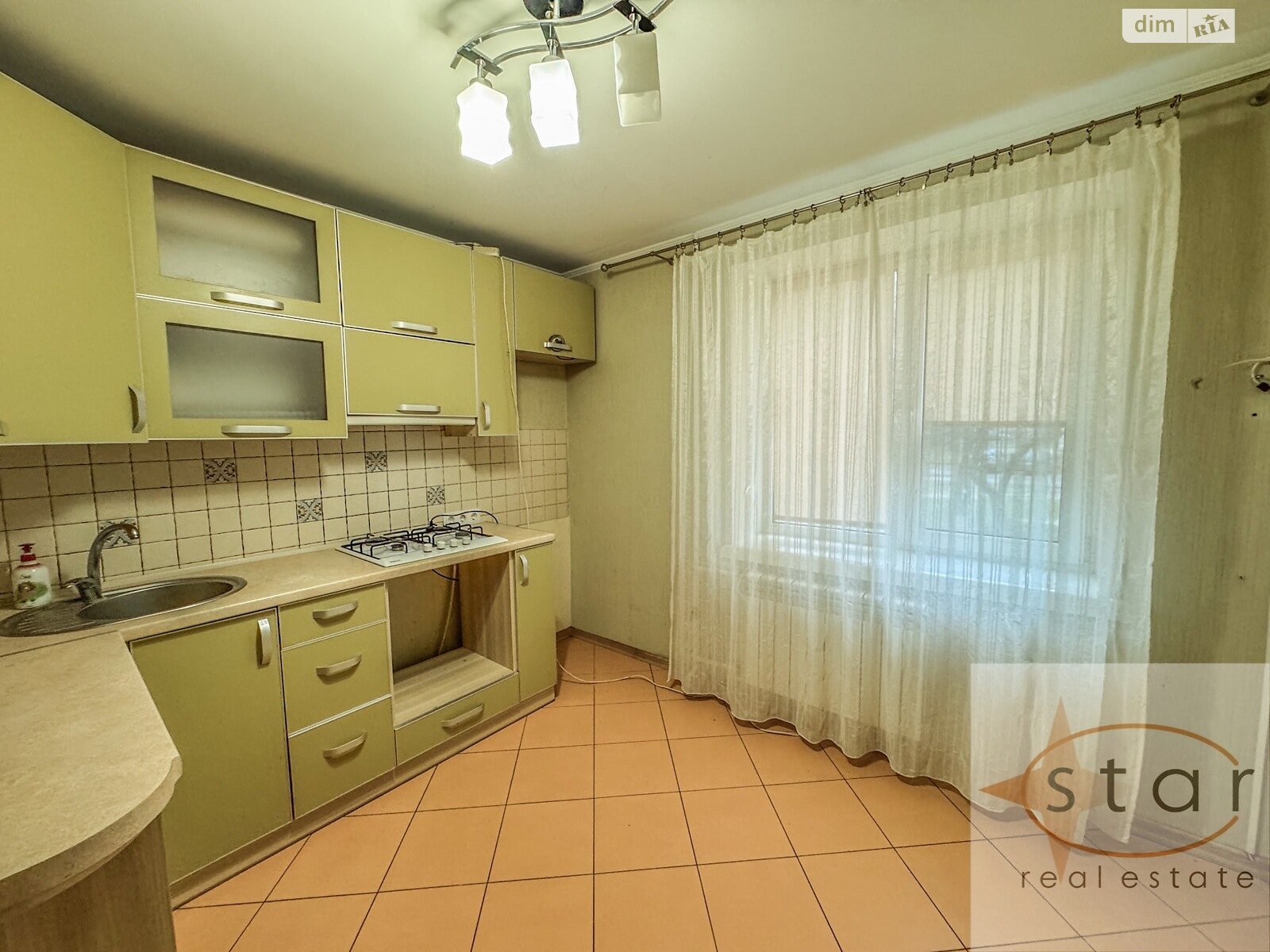 Продажа двухкомнатной квартиры в Чернигове, на просп. Мира 213А, район Деснянский фото 1