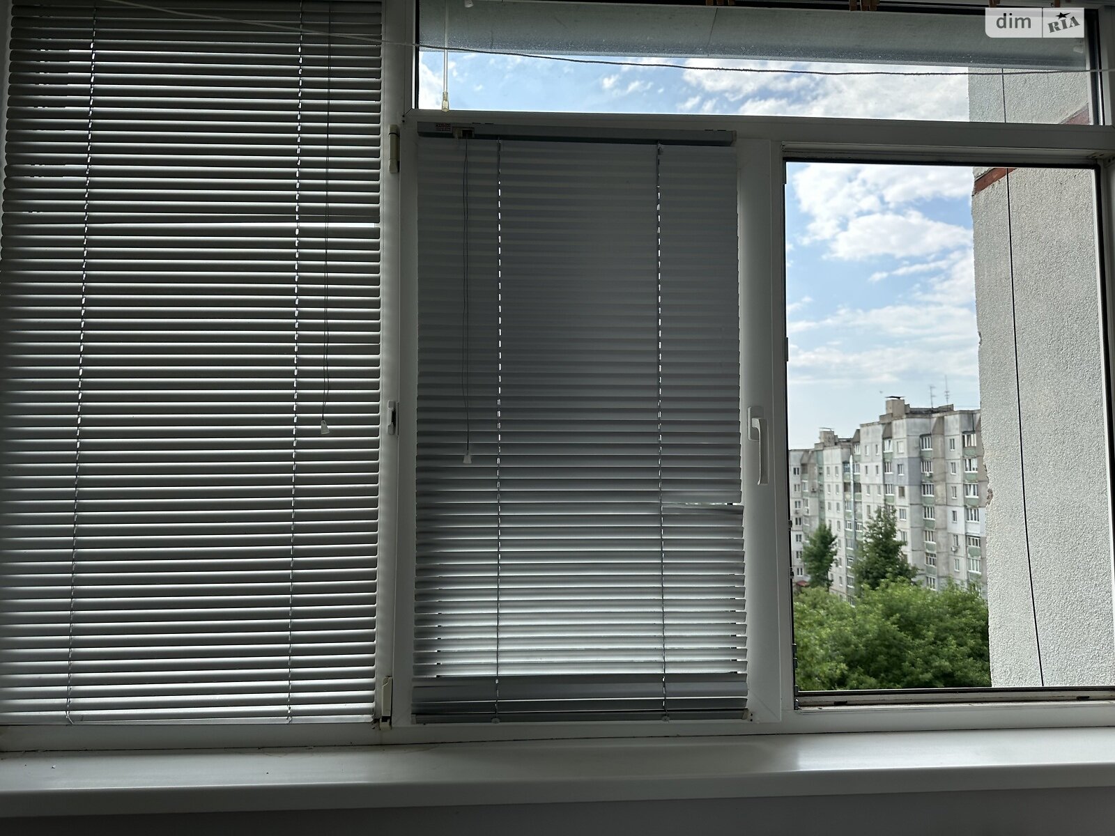 Продаж трикімнатної квартири в Чернігові, на вул. Мстиславська, район Деснянський фото 1 Продаж трикімнатної квартири в Чернігові, на вул. Мстиславська, район Деснянський фото 1
