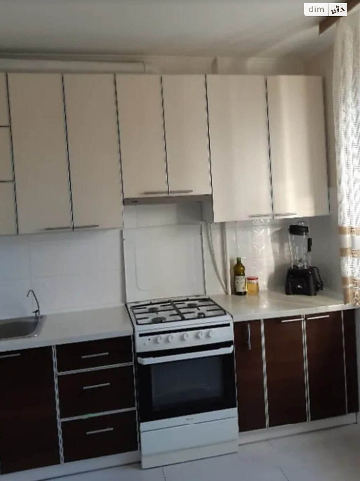 Продаж трикімнатної квартири в Чернігові, на просп. Перемоги 159, район Деснянський фото 1 Продаж трикімнатної квартири в Чернігові, на просп. Перемоги 159, район Деснянський фото 1