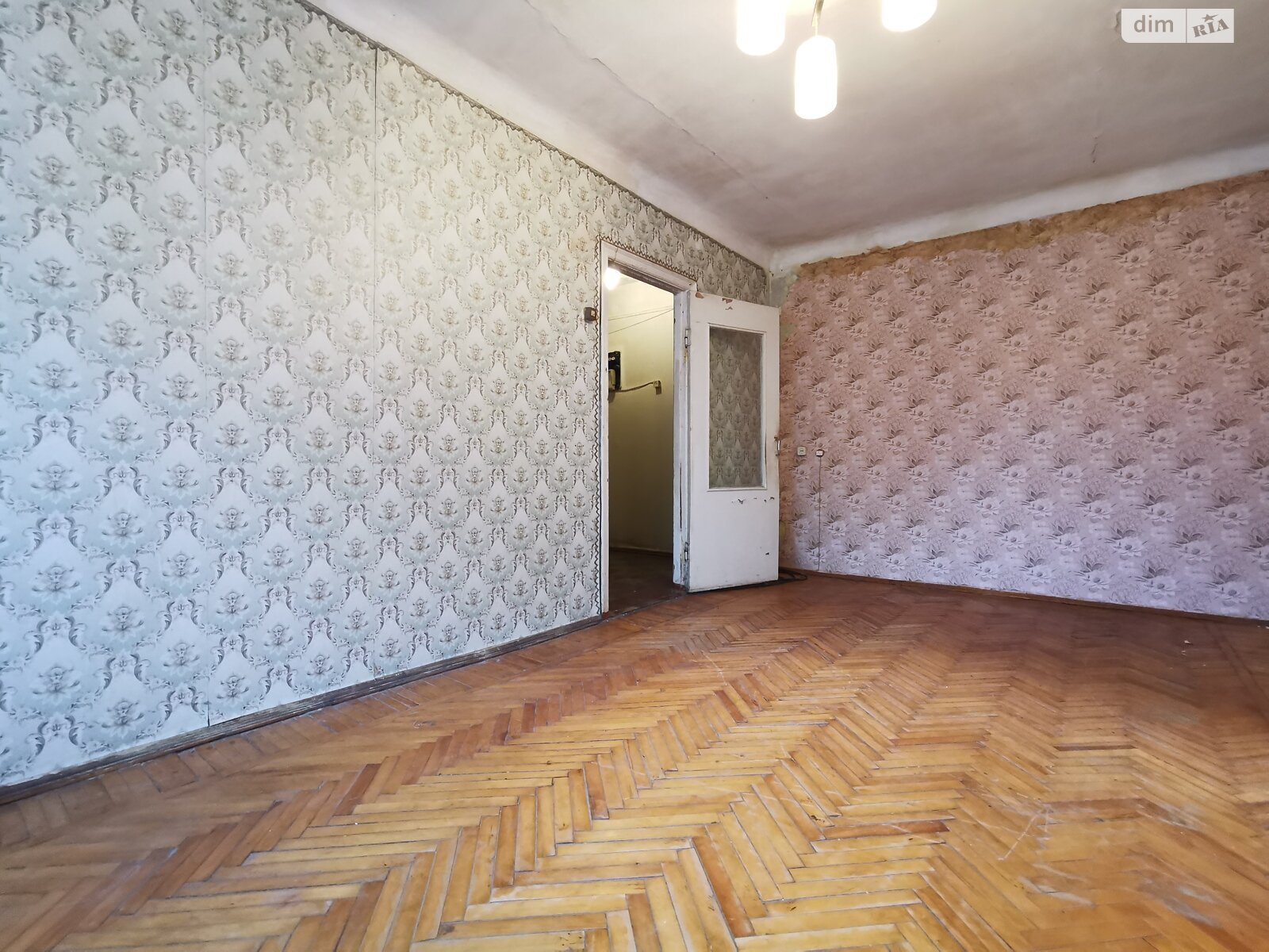 Продажа двухкомнатной квартиры в Чернигове, на просп. Победы 98, кв. 18, район Деснянский фото 1