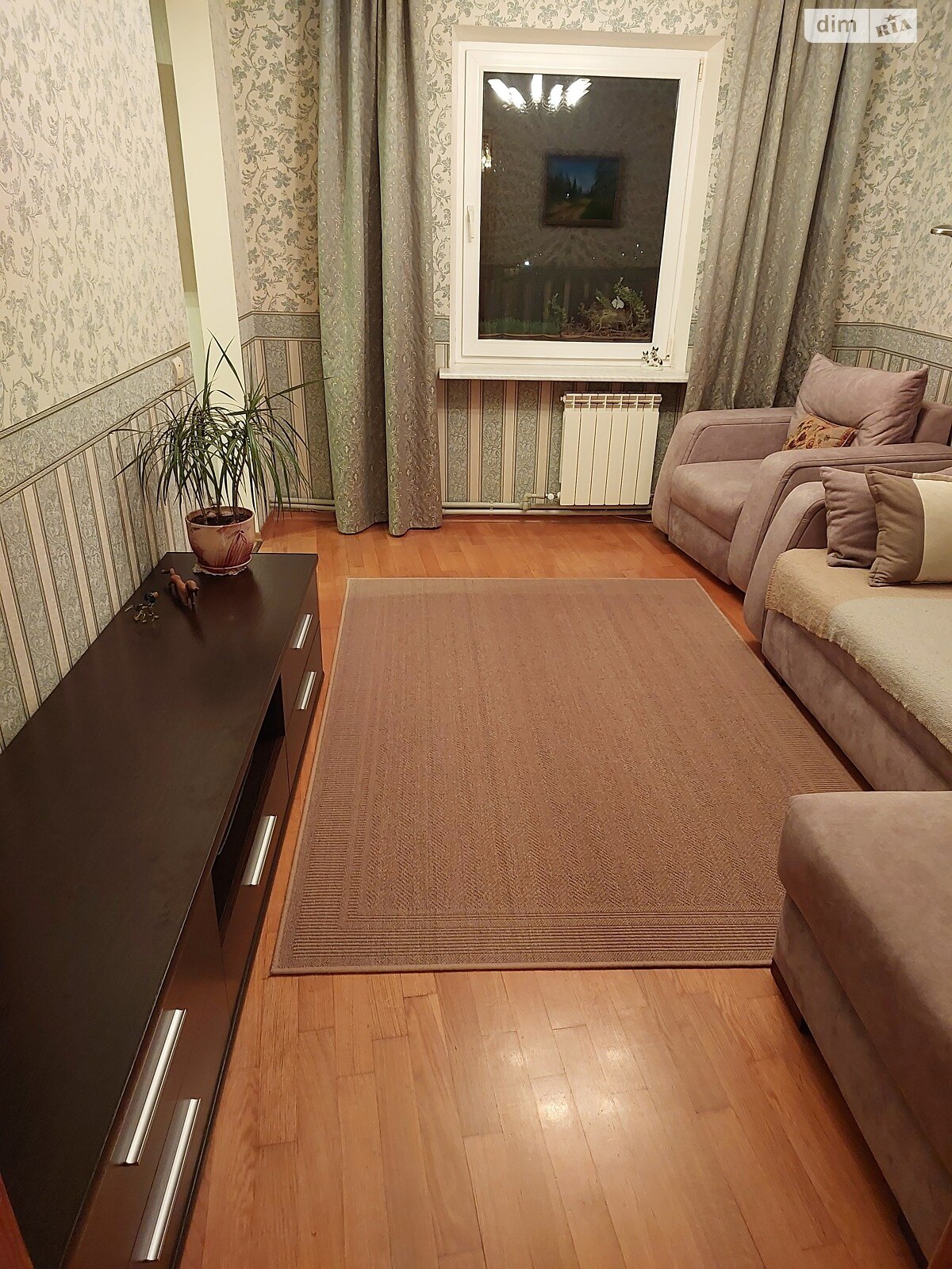 Продажа трехкомнатной квартиры в Чернигове, на ул. Пятницкая 61, район Деснянский фото 1