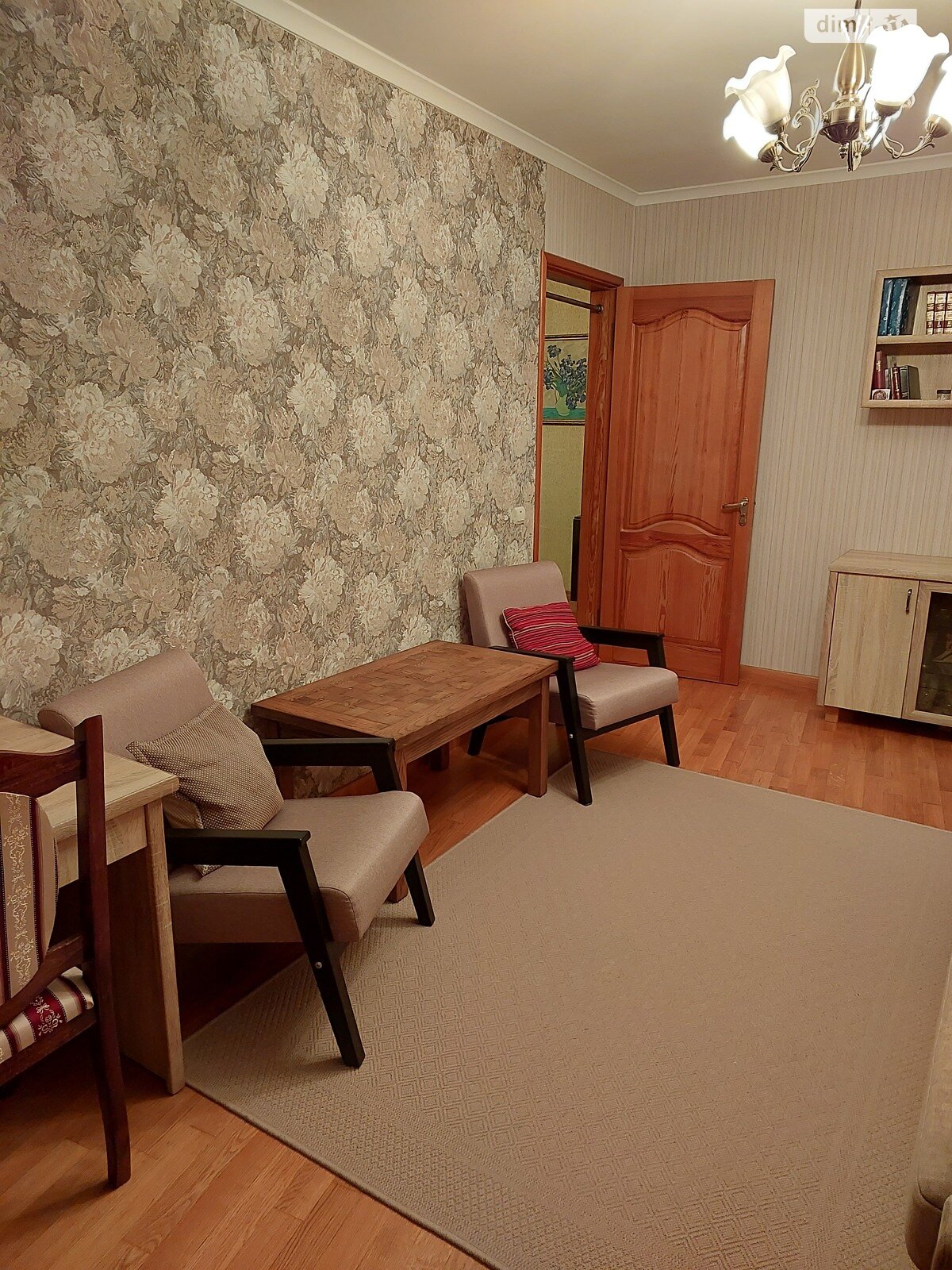 Продажа трехкомнатной квартиры в Чернигове, на ул. Пятницкая 61, район Деснянский фото 1