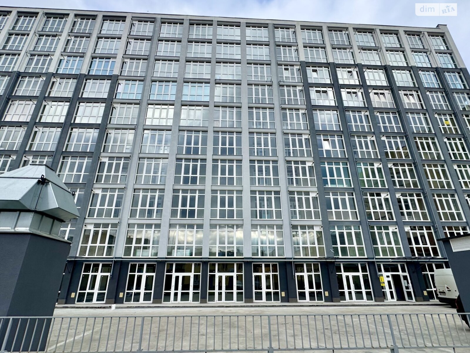 Продаж однокімнатної квартири в Чернігові, на вул. Василя Стуса 33, район Деснянський фото 1