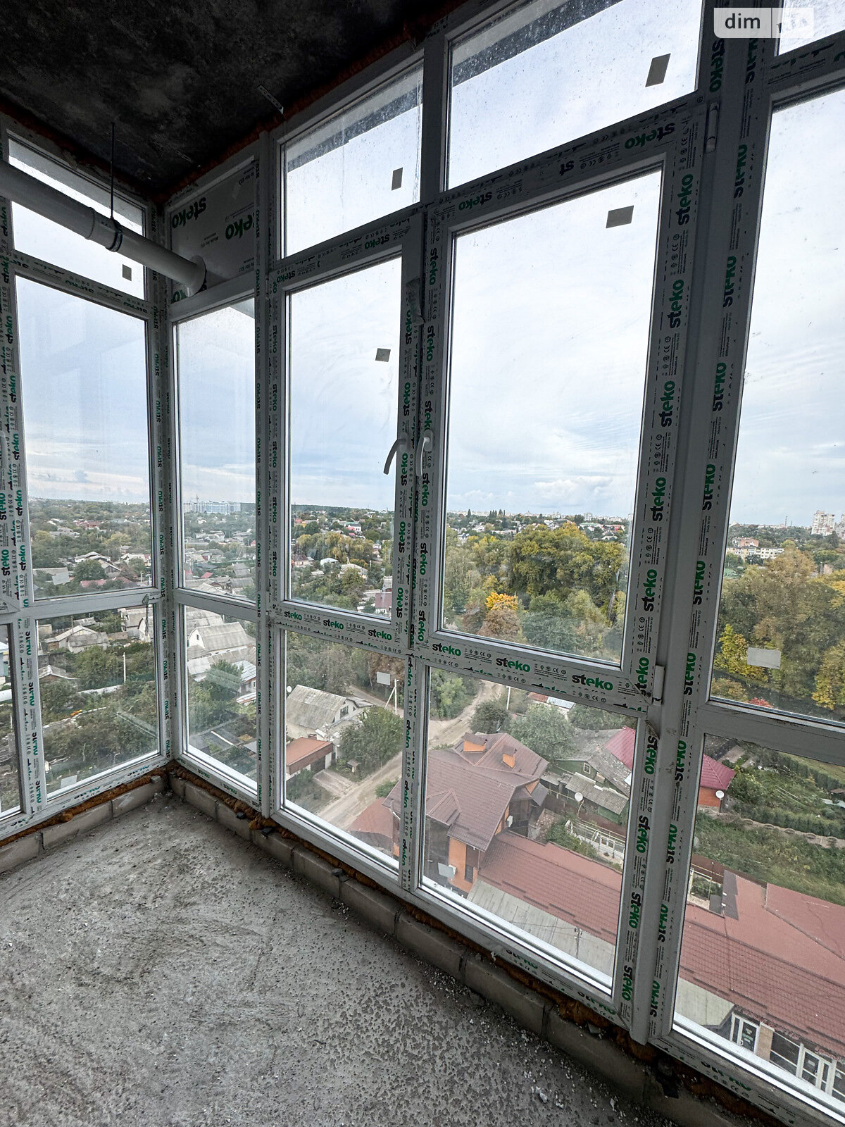 Продажа трехкомнатной квартиры в Чернигове, на ул. Василия Стуса 33, район Деснянский фото 1 Продажа трехкомнатной квартиры в Чернигове, на ул. Василия Стуса 33, район Деснянский фото 1